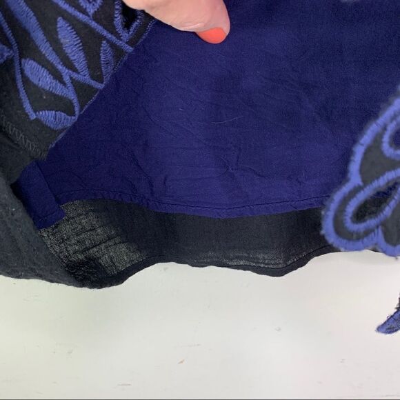 Skies Are Blue Navy Lace Tank Top Sz S - Picture 4 of 11